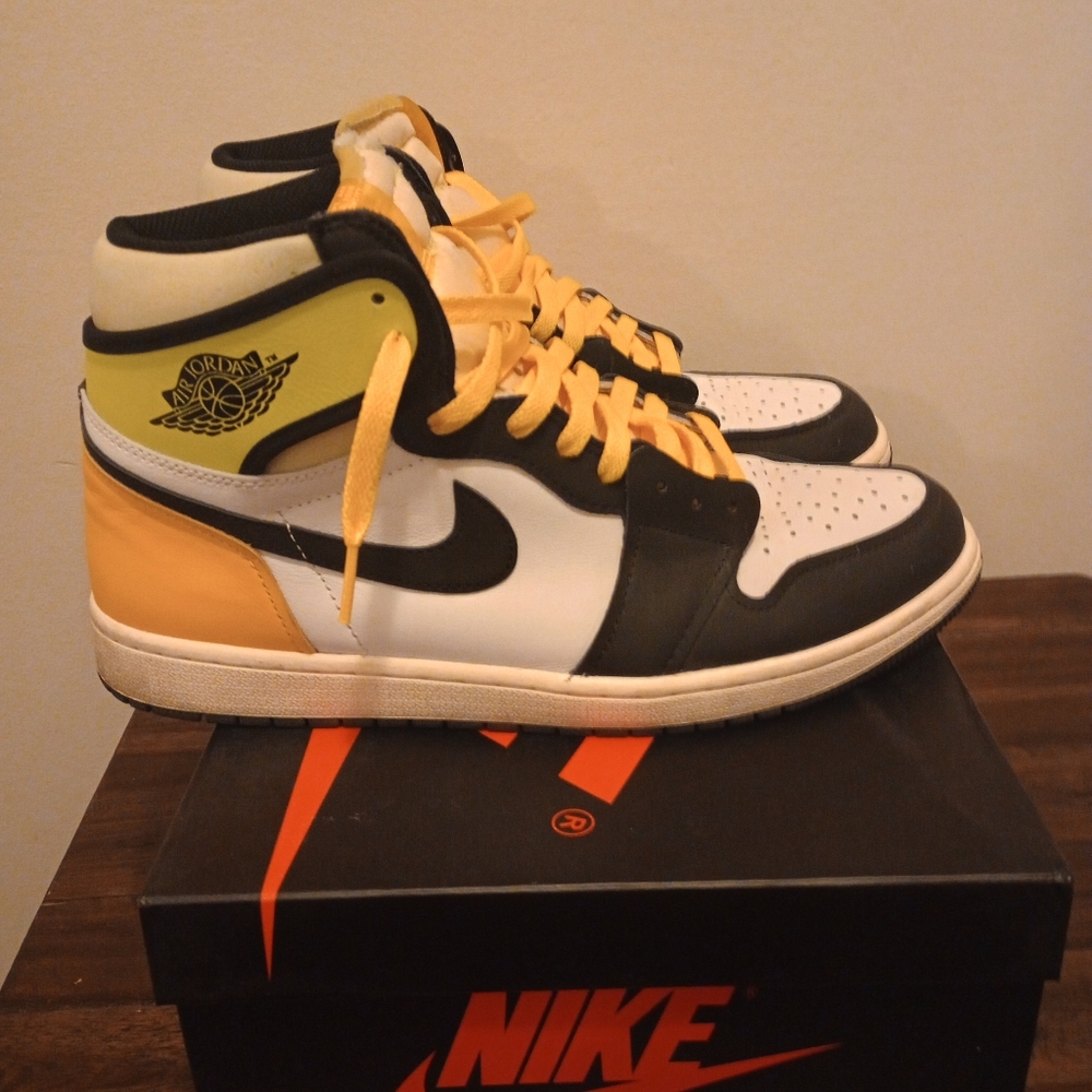 Jordan 1 High Volt University Gold Size 11